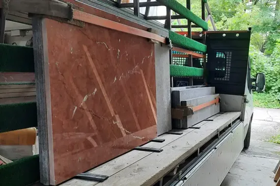 Підвіконня з Іспанського Мармуру "ROSSO ALICANTE" 5 россо 1 Підвіконня з Іспанського Мармуру "ROSSO ALICANTE"
