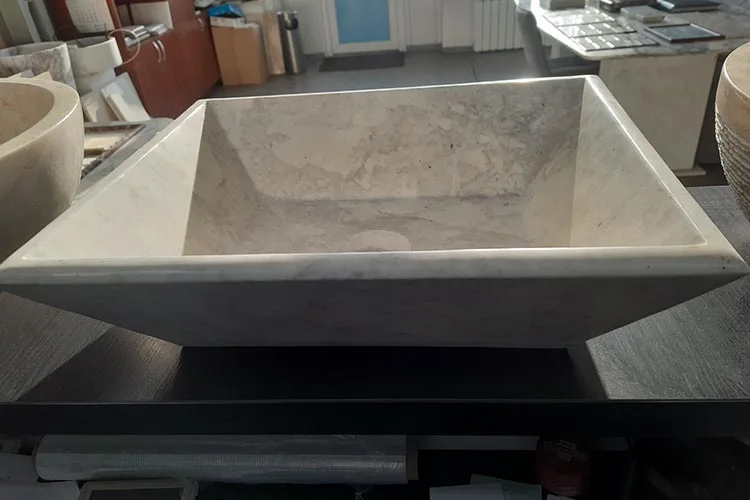 Раковины из мрамора
